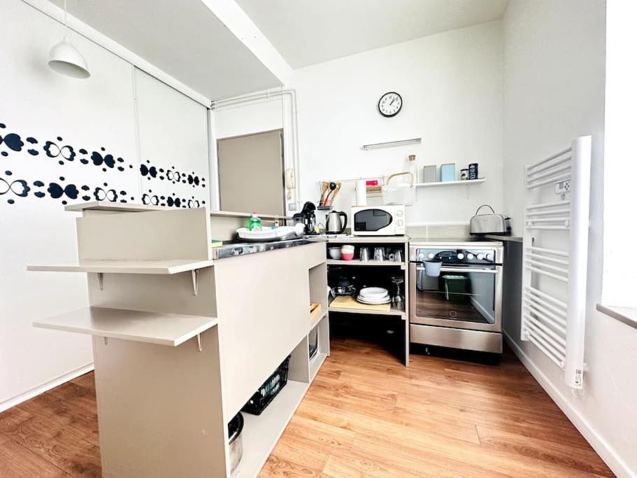 Studio Green Velvet Apartment Laon Exterior photo